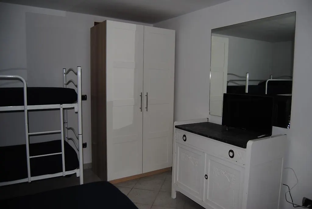 Il Susino Apartment Tirrenia 0*,  Italy
