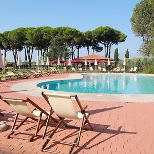 Aparthotel La Fattoria Di, Tirrenia