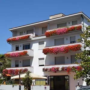 Aparthotel Orchidea Marina, Tirrenia